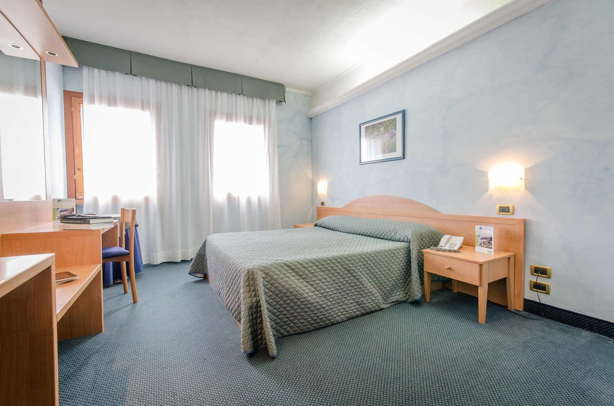 Hotel Residence Club Primula Pescasseroli Esterno foto